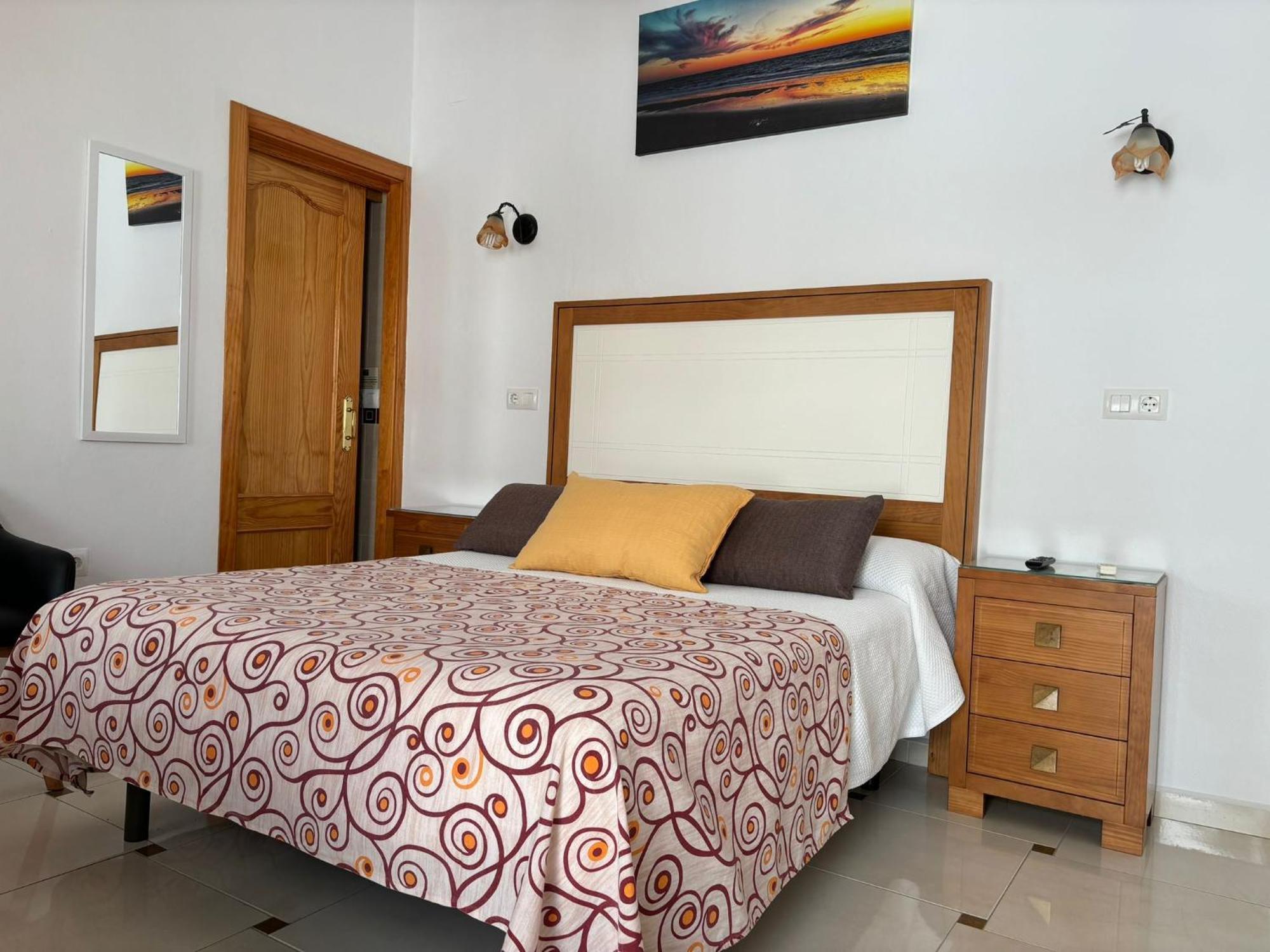 Hostal Los Arcos Hotel Chipiona Eksteriør billede